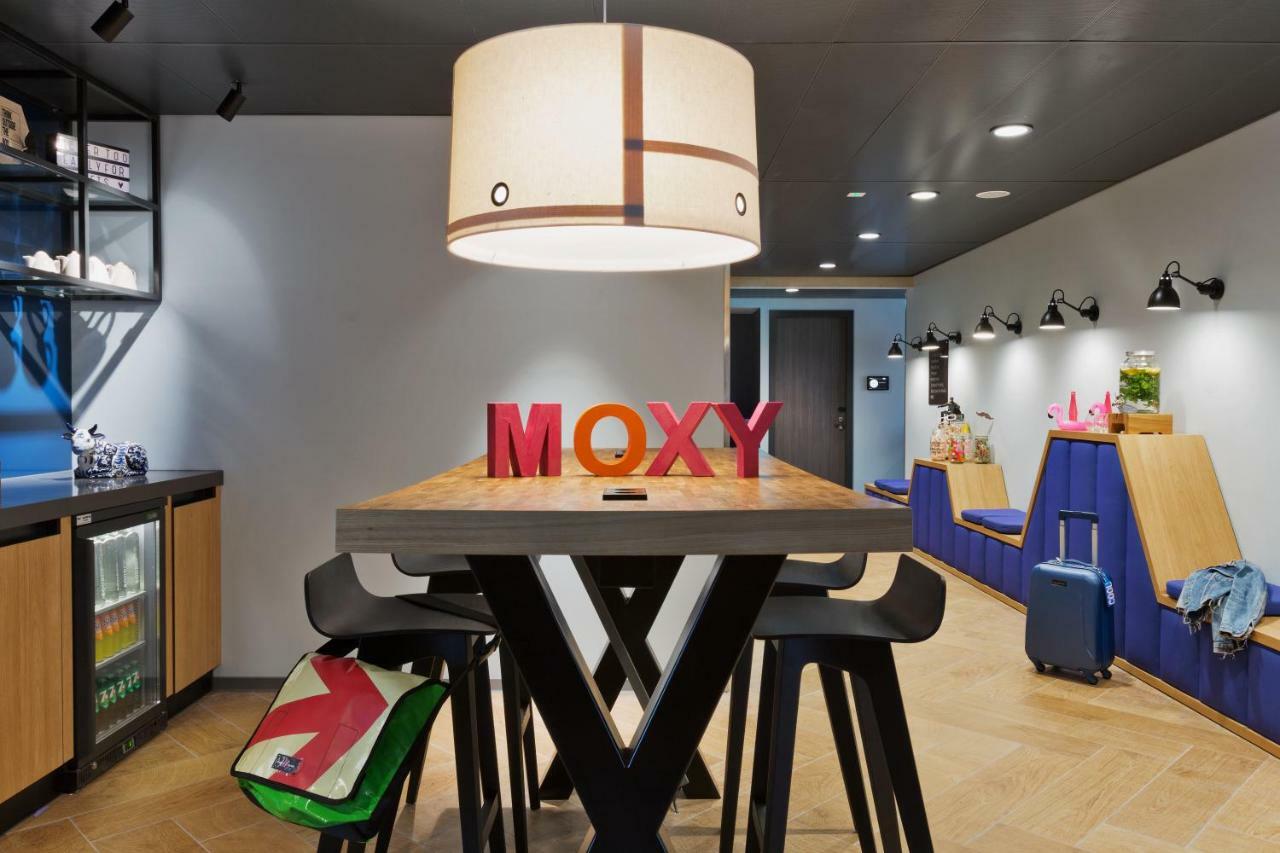 Moxy Amsterdam Houthavens Otel Dış mekan fotoğraf